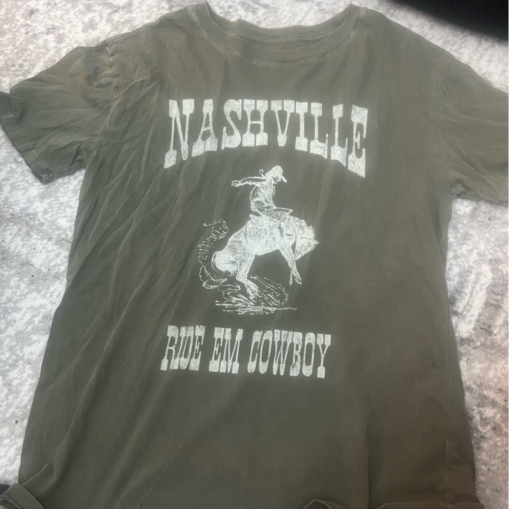 Nashville Graphic T-Shirt - Olive